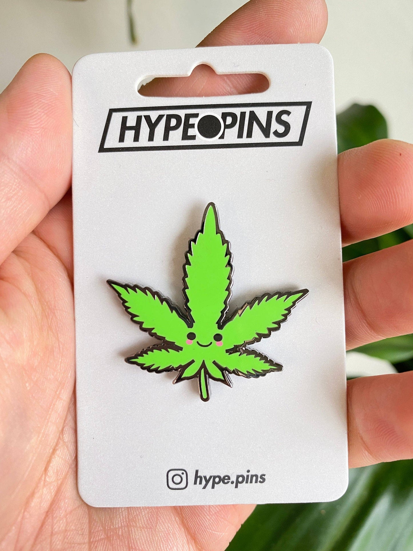 Green Weed Leaf | Hard Enamel Pin pin Hype Pins   