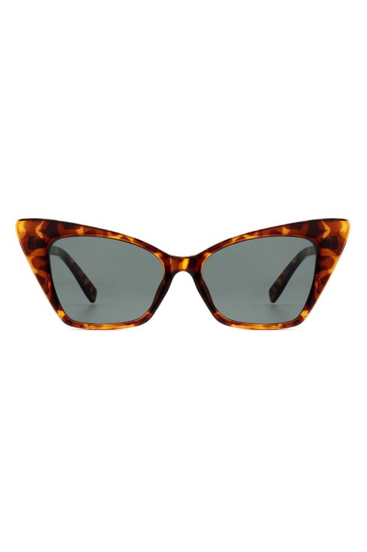 Retro | Square Cat Eye | Sunglasses accessory Cramilo Eyewear Tortoise OneSize 