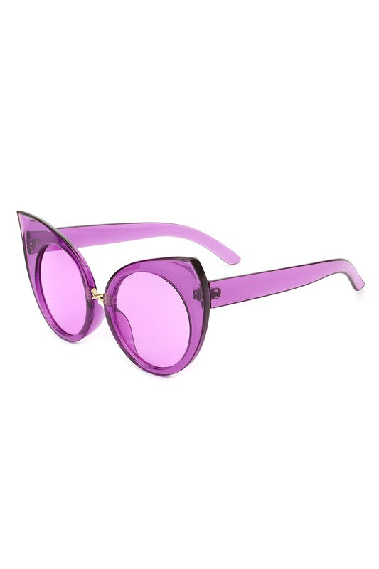 Retro | High Pointed  Cat Eye | Sunglasses accessory Cramilo Eyewear   