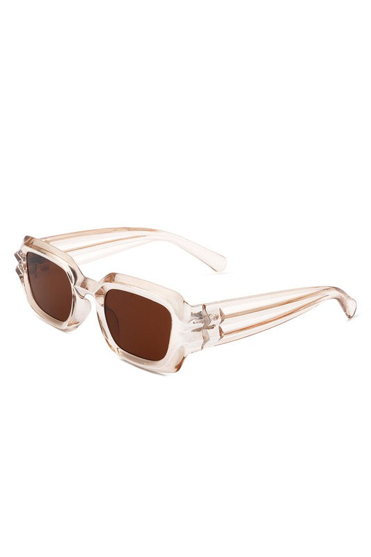 Geometric | Square Irregular | Sunglasses accessory Cramilo Eyewear   