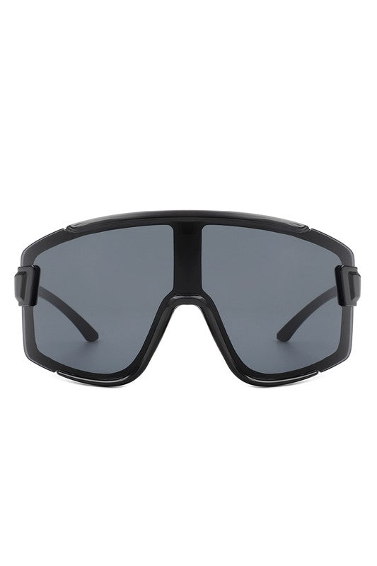 Oversize Sporty Square | Chunky Shield | Sunglasses accessory Cramilo Eyewear Black OneSize 