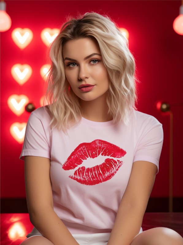 Red Lips | Graphic Tee Clothing Ocean and 7th PInk L 