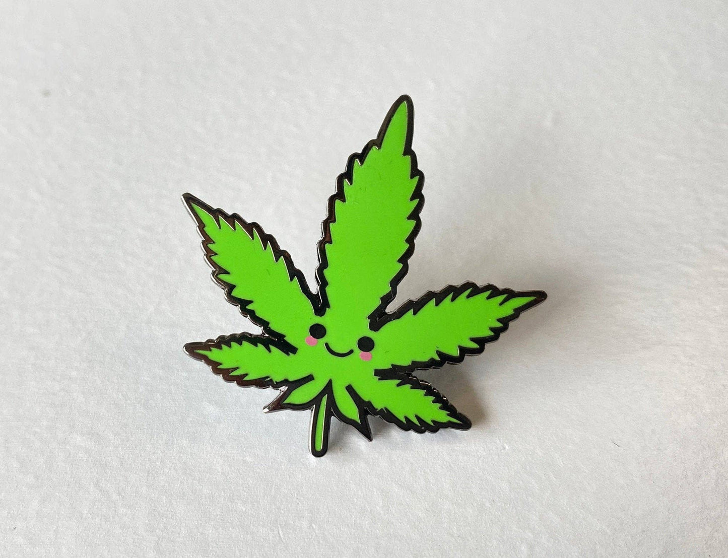 Green Weed Leaf | Hard Enamel Pin pin Hype Pins   